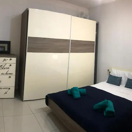Flat Near Paceville And St Julian *