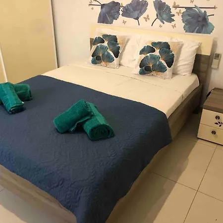 Flat Near Paceville And St Julian Is-Swieqi