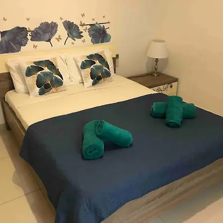 Apartamento Flat Near Paceville And St Julian Is-Swieqi