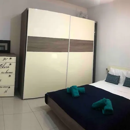 Flat Near Paceville And St Julian Is-Swieqi